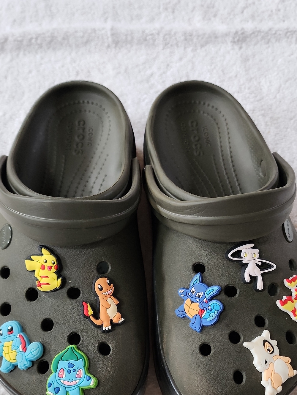 Crocs Youth Boys Olive Green Clogs with Pokémon Charms - Size 5 Preowned